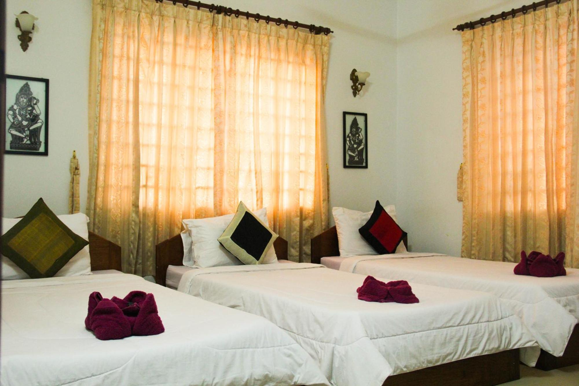 Tropical Breeze Otel Siem Reap Oda fotoğraf