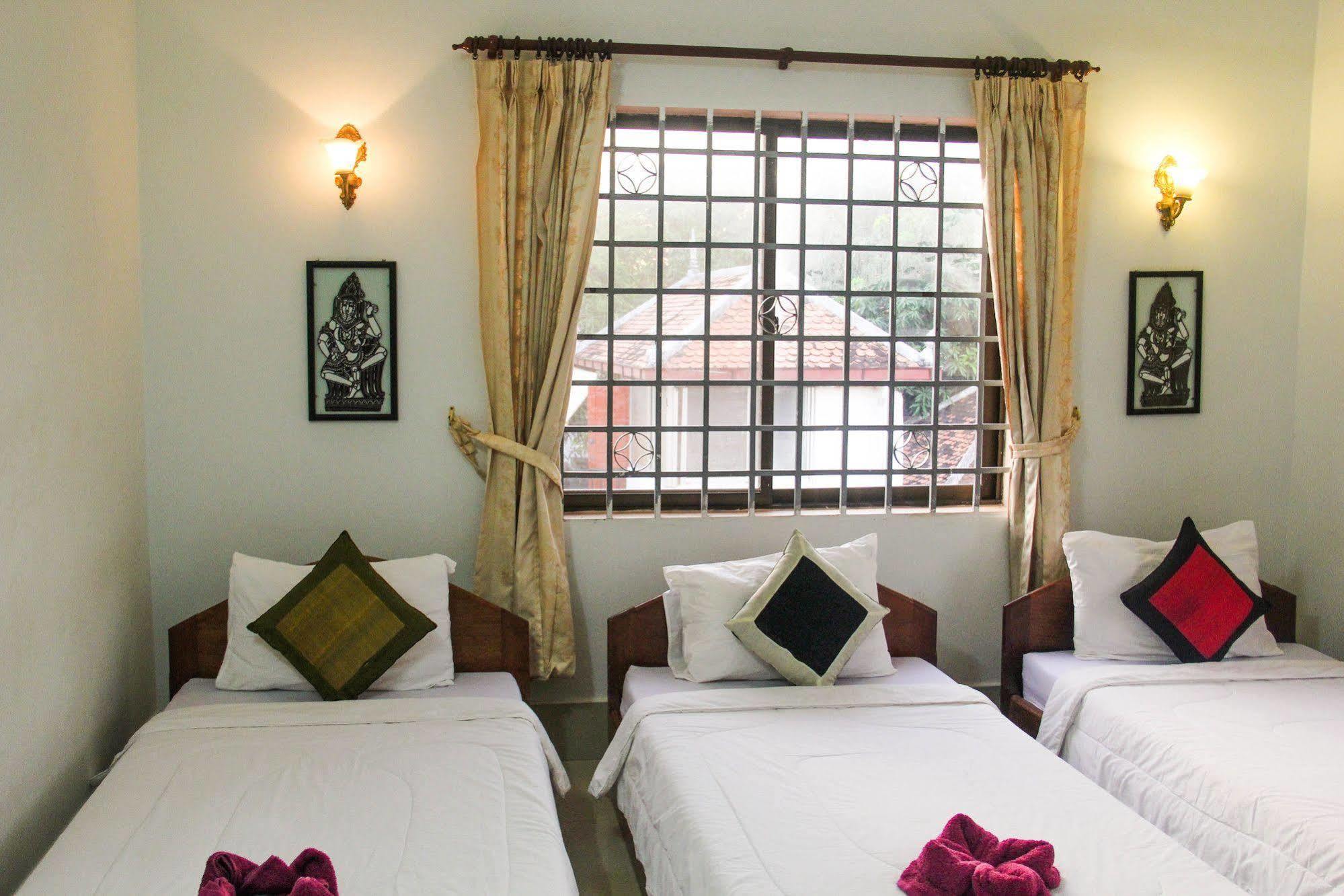 Tropical Breeze Otel Siem Reap Dış mekan fotoğraf